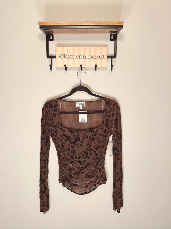 Trixxi Tops - Trixxi Brown Floral Long Sleeve Scoop Neck Top